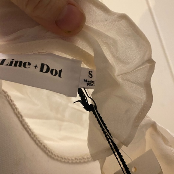 Line & Dot Haylee Wrap Top- NWT - Picture 5 of 7